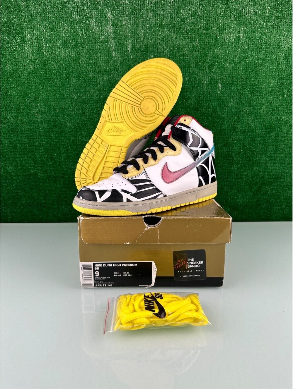 Size 9 - Nike Dunk Premium High Thrashin (CLEAN!)